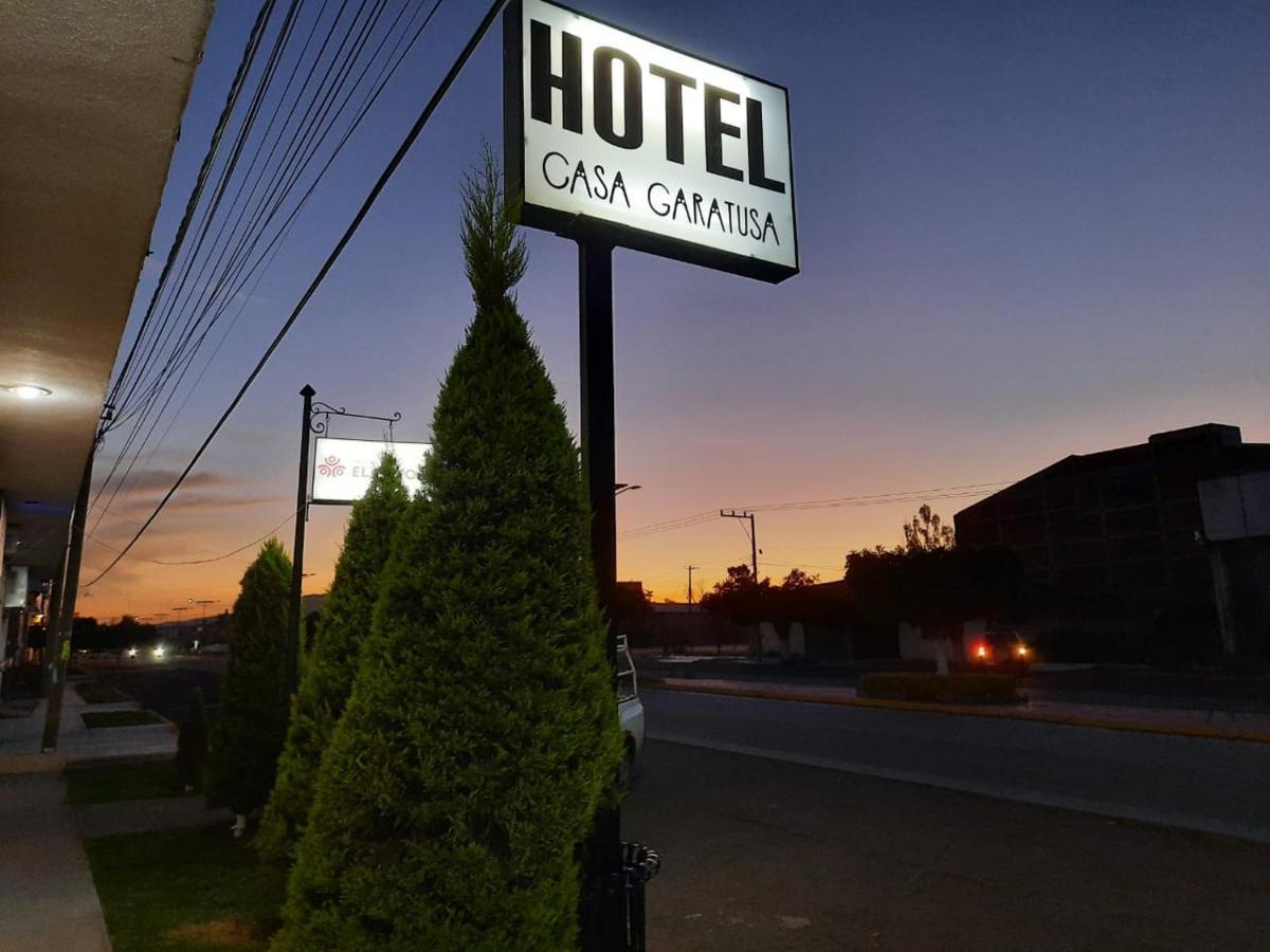 Hotel Casa Garatusa Yuriria ภายนอก รูปภาพ