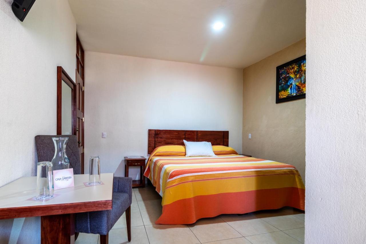 Hotel Casa Garatusa Yuriria ภายนอก รูปภาพ